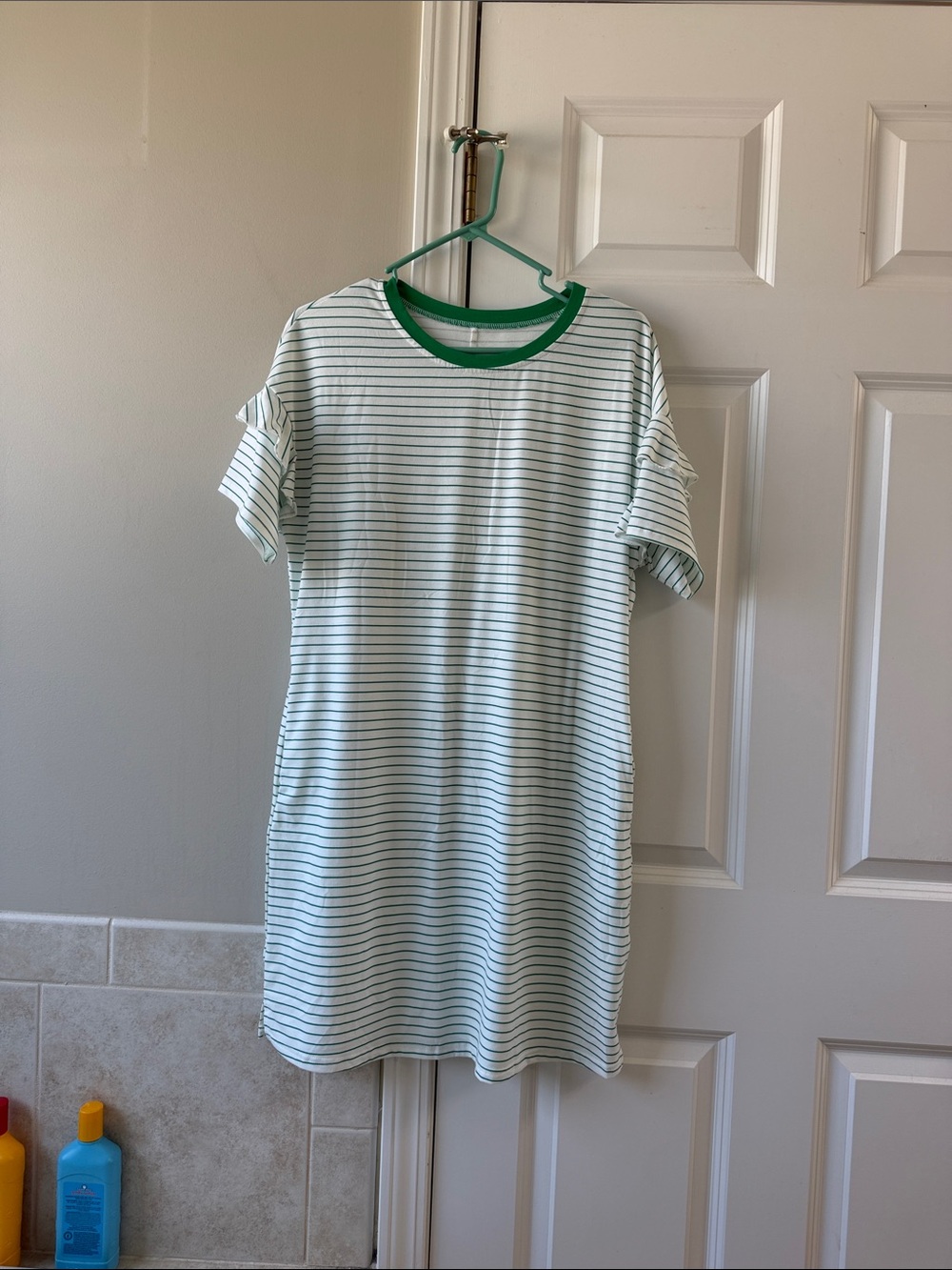 Women’s Green-Trim Striped Ruffle Sleeve Dress